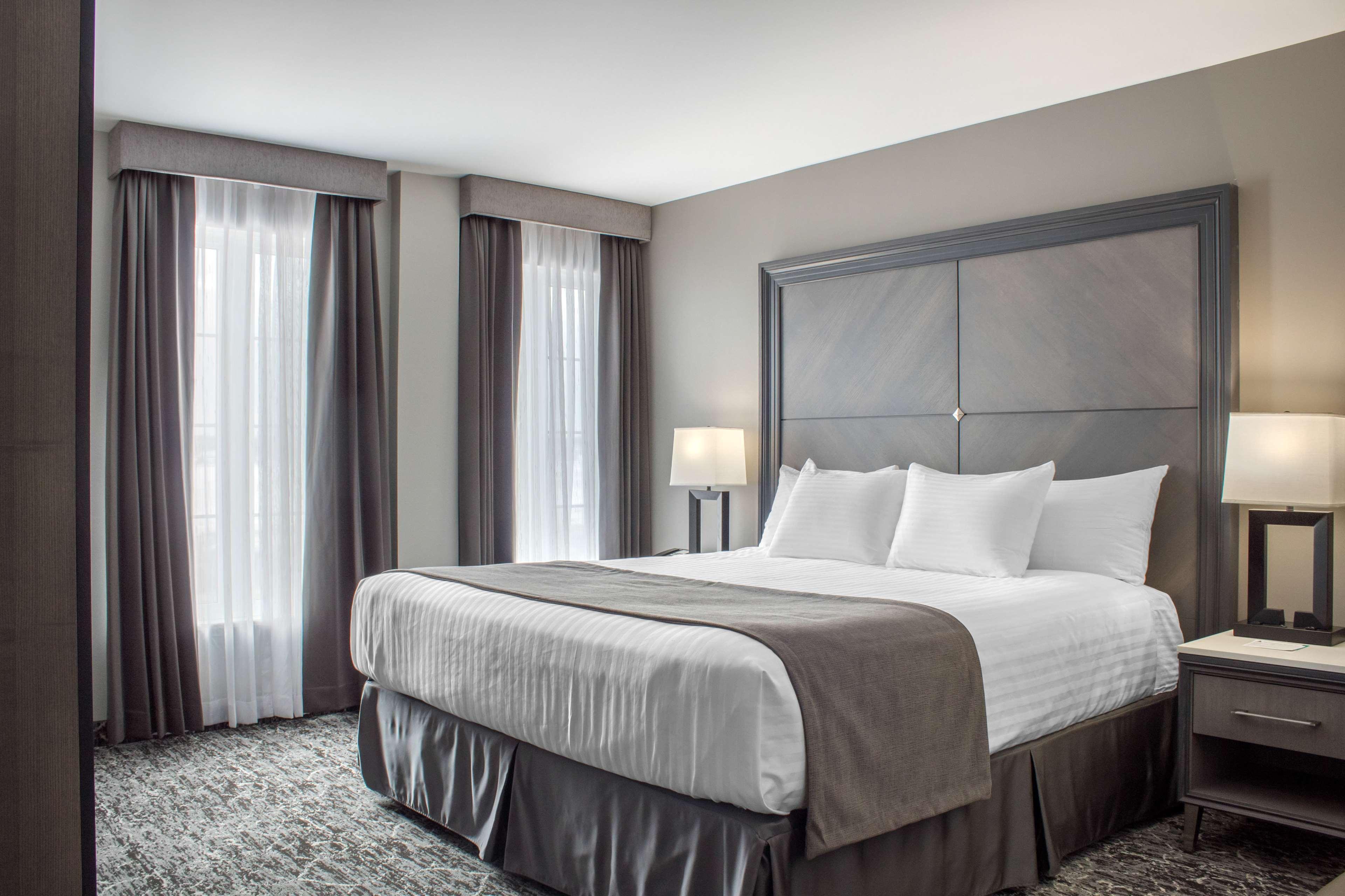 Chateau Moncton Trademark Collection By Wyndham Exterior foto